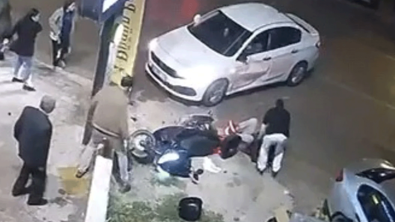 Bursa'da otomobil ile motosiklet çarpıştı!