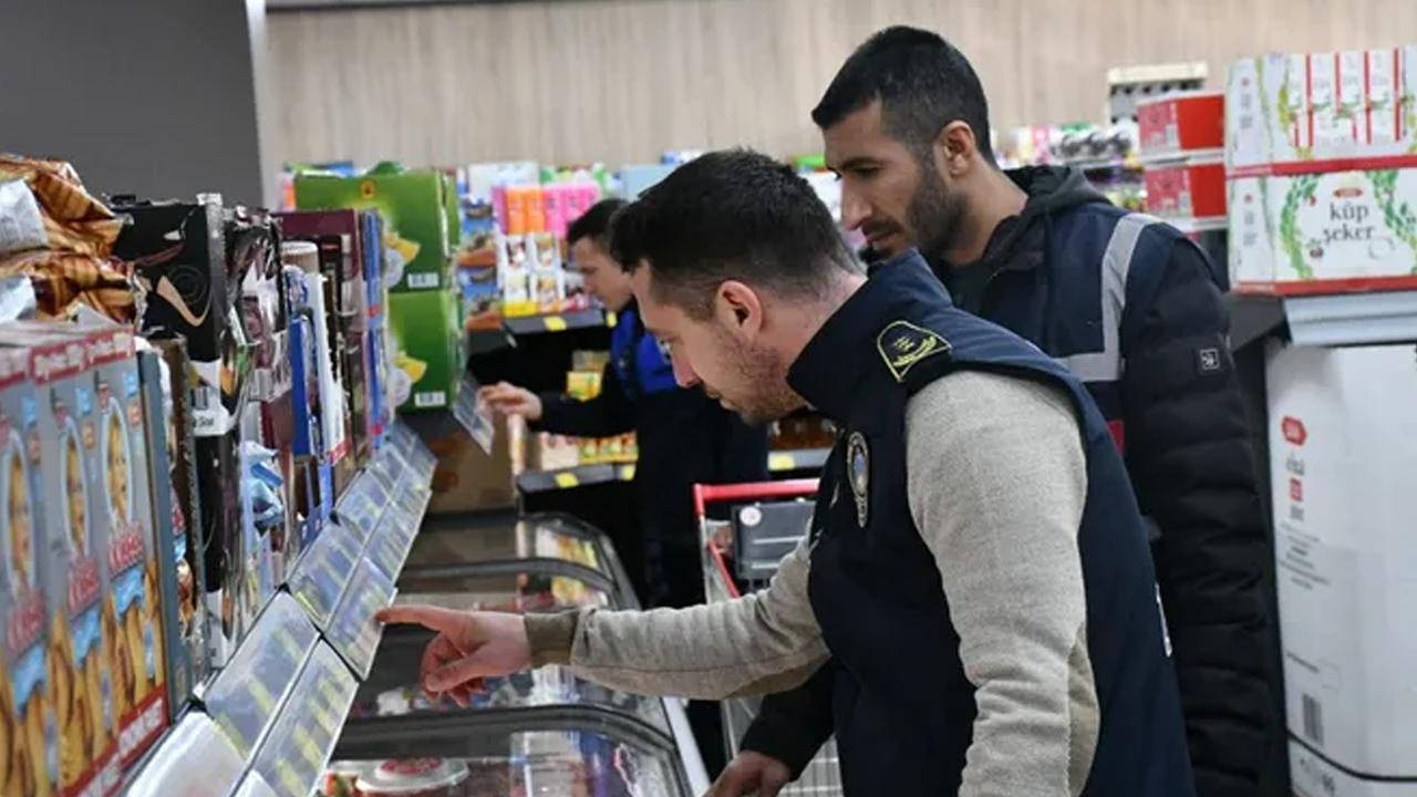 Bursa'da Ramazan öncesi marketlerde denetimler yapılıyor
