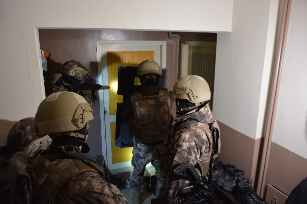 Bursa’da şafak vakti dev uyuşturucu operasyonu... 