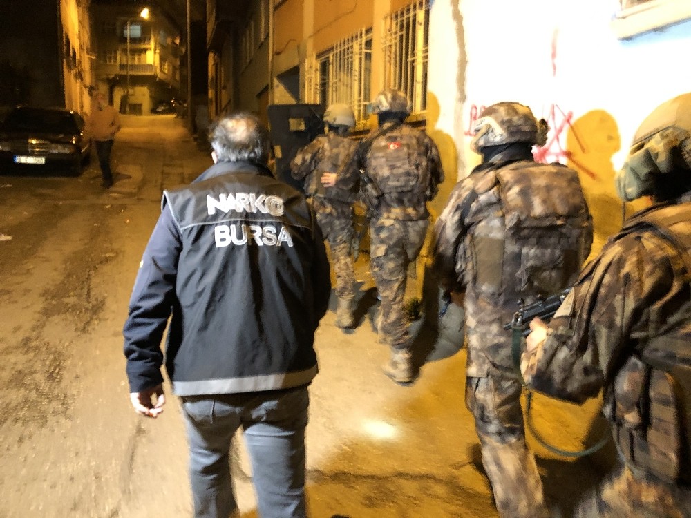 Bursa’da şafak vakti dev uyuşturucu operasyonu 