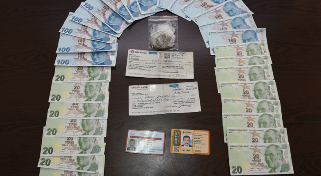Bursa'da savcı kimliği ile cezaevine girmeye çalışırken tutuklandı