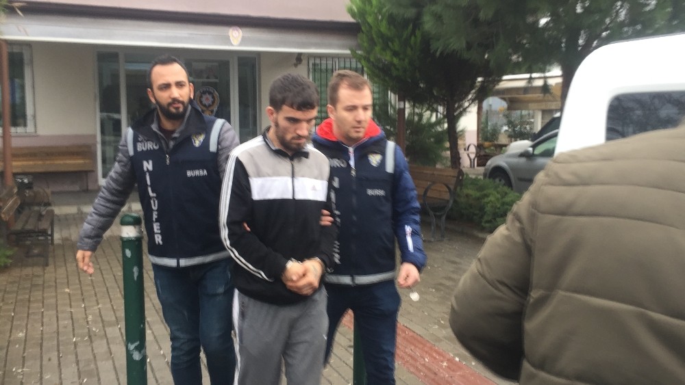 Bursa’da silah imalatı yapılan eve baskın 
