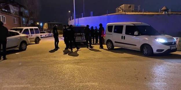 Bursa'da silahlı saldırıda 1'i ağır 2 kişi yaralandı