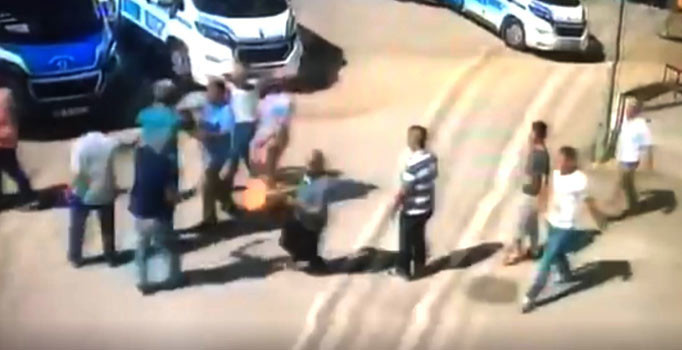 Bursa'da şoförler ile vatandaşlar birbirine girdi, durak savaş alanına döndü