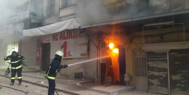 Bursa'da tarihi çarşıda yangın