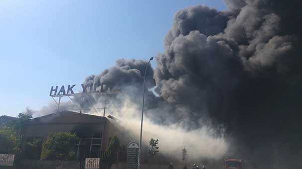 Bursa'da tekstil fabrikasında yangın!