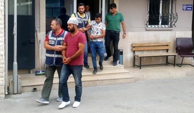 Bursa'da telefon dolandırıcısı 2 kişiye suçüstü