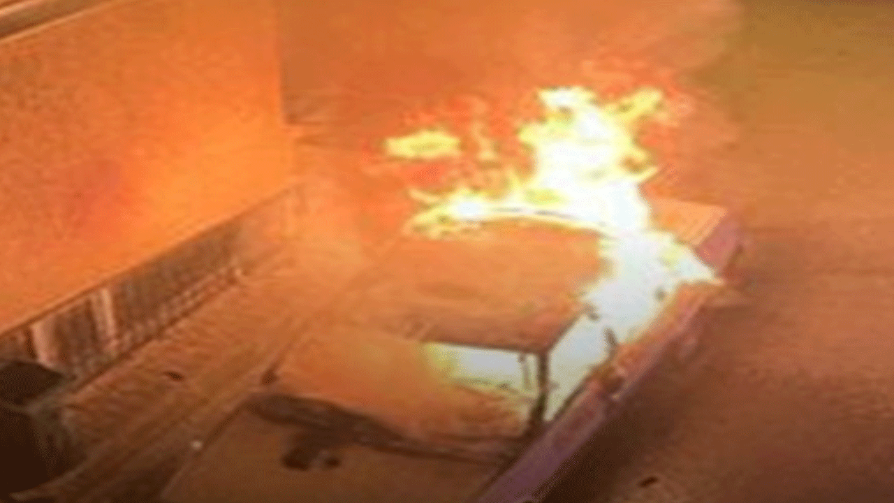 Bursa'da Tofaş alev alev yandı!