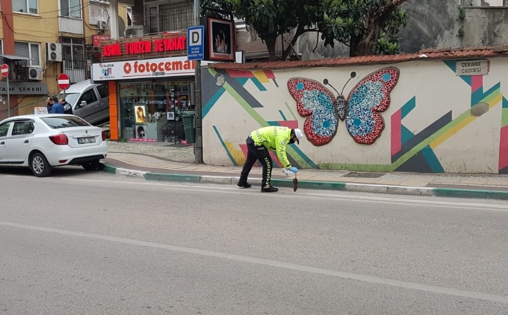 Bursa’da trafik polisinden örnek davranış 