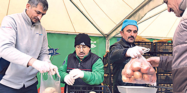 Bursa’da üç tanzim satış noktasında alışverişler başladı