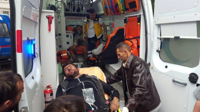 Bursa Ulu Cami'de patlama: Çok sayıda ambulans sevk edildi