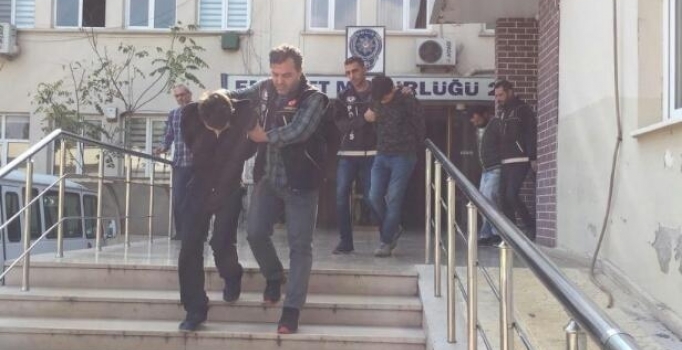 Bursa'da uyuşturucu operasyonu: 13 kişi gözaltında