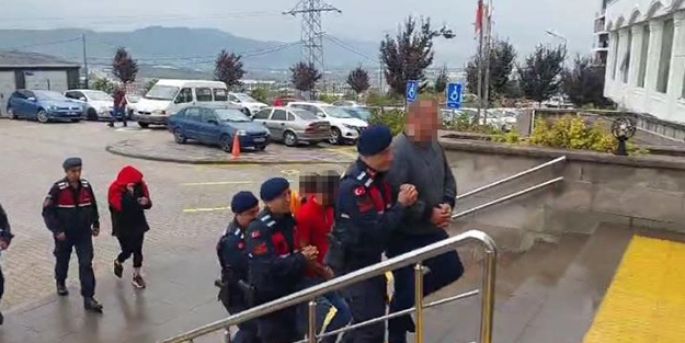 Bursa'da uyuşturucu tacirlerine darbe