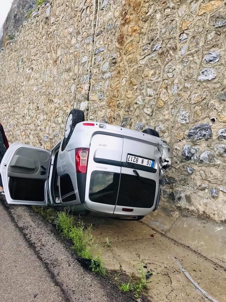 Bursa’da yağışlı hava kazayı beraberinde getirdi 