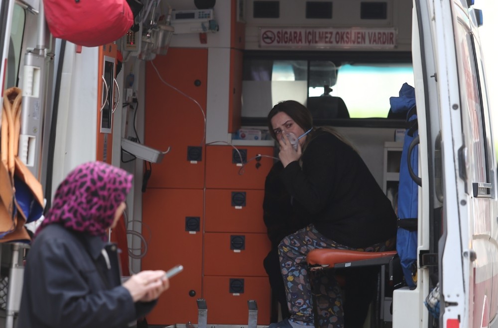 Bursa’da yangında 2 kişi dumandan etkilendi 