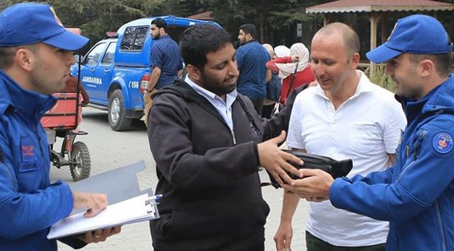 Bursa'da yolda bulduğu 110 bin riyali turiste ulaştırdı