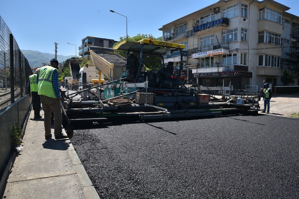 Bursa’da yollar yenileniyor 