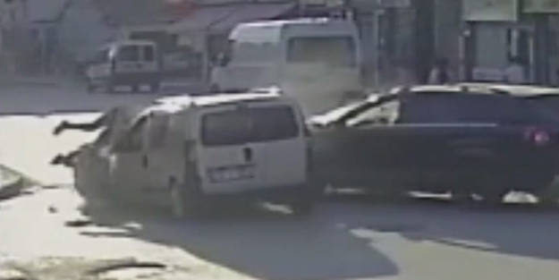Bursa'da zincirleme kaza: Yaralılar var