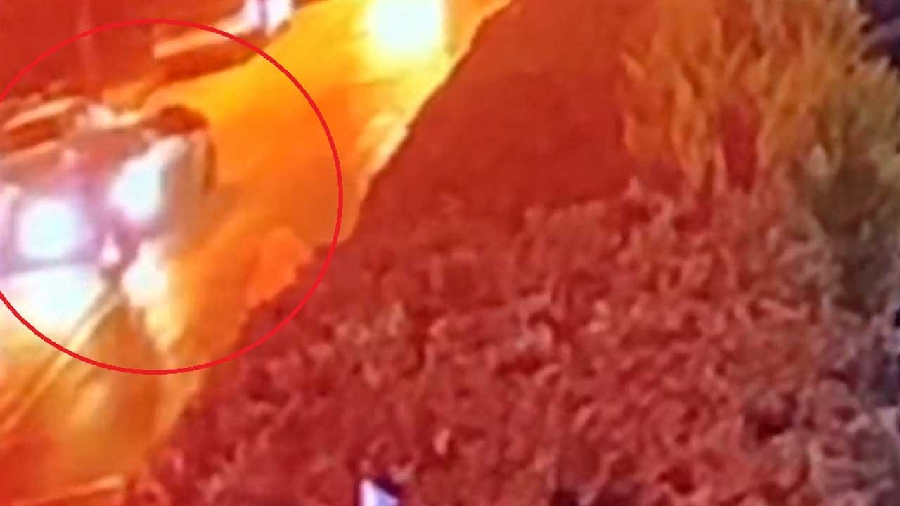 Bursa'daki feci kaza güvenlik kamerasına yansıdı