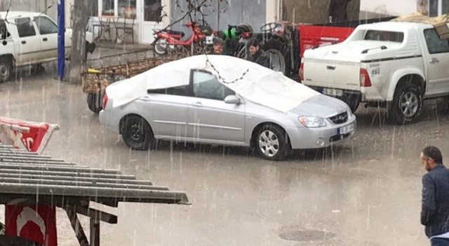 Bursa'nın Mudanya ilçesinde dolu yağışı etkili oldu