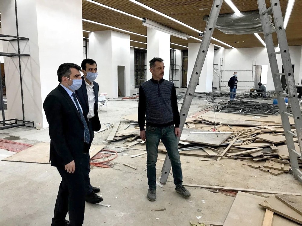 Bursa’nın uyumayan kütüphanesi gün sayıyor 