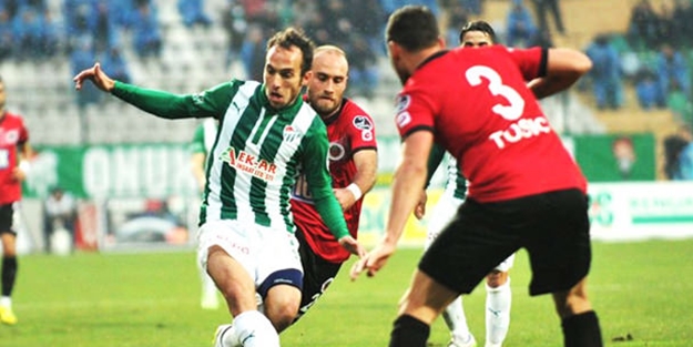 Bursaspor 3 puanı 3 golle aldı!