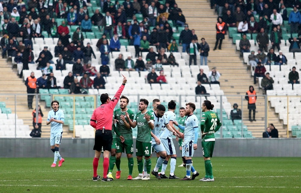 Bursaspor agresifliğiyle dikkat çekiyor 