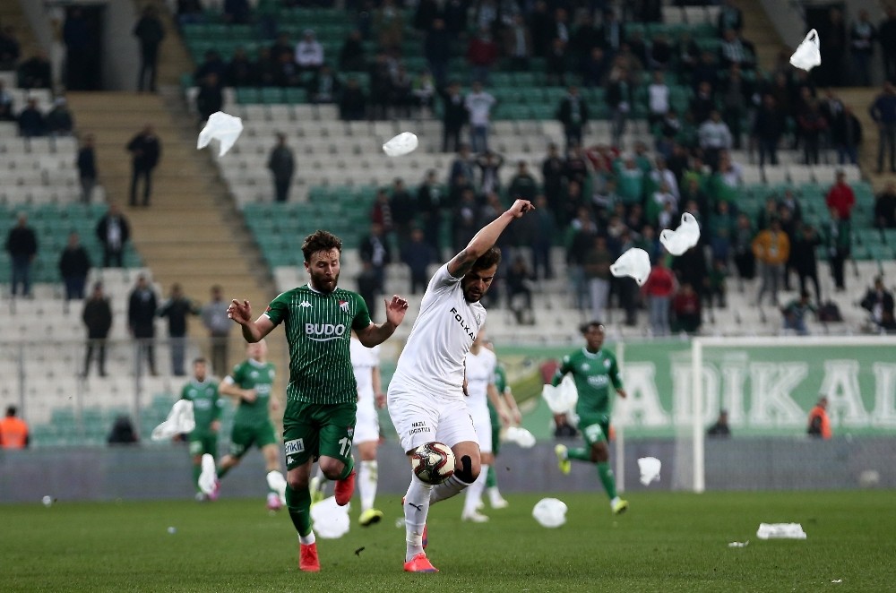 Bursaspor-Altay maçında davetsiz misafir 