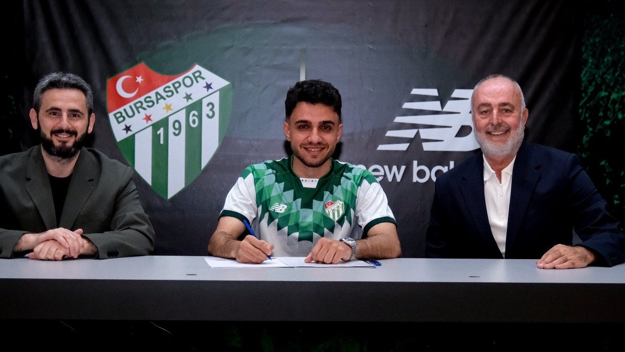 Bursaspor, forvet Ertuğrul İdris Furat ile sözleşme imzaladı