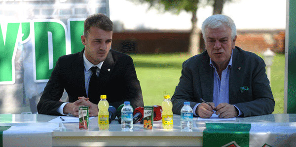 Bursaspor, genç kaptanı Ertuğrul Ersoy'un sözleşmesini uzattı