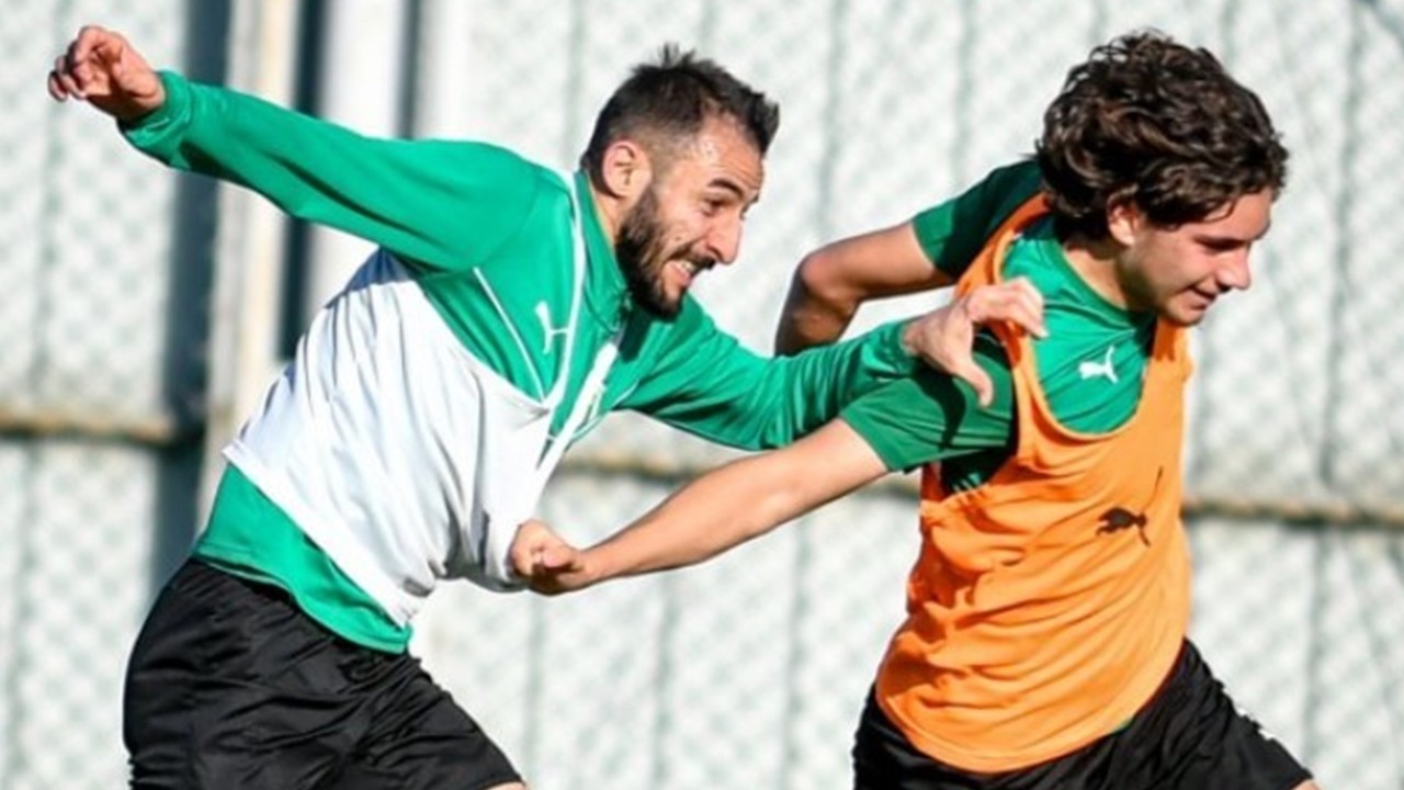 Bursaspor, Kuşadasıspor mesaisine başladı