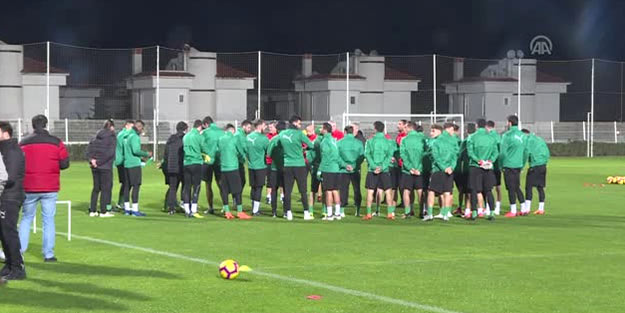 Bursaspor, sezonun ikinci yarısının hazırlıklarına başladı