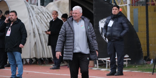 Bursaspor Teknik Direktörü hastaneye kaldırıldı