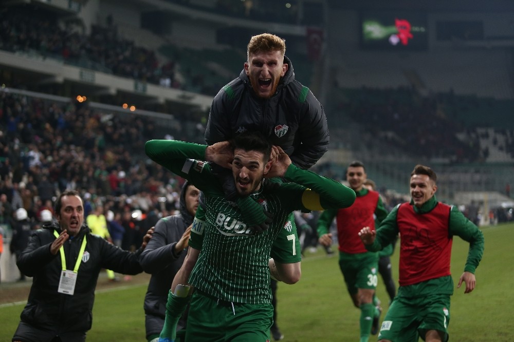 Bursaspor uatmalarda 9 puan aldı 