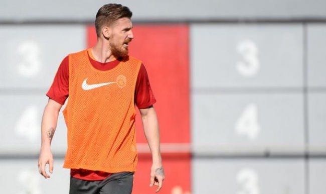 Bursaspor ve Aziz masaya oturuyor