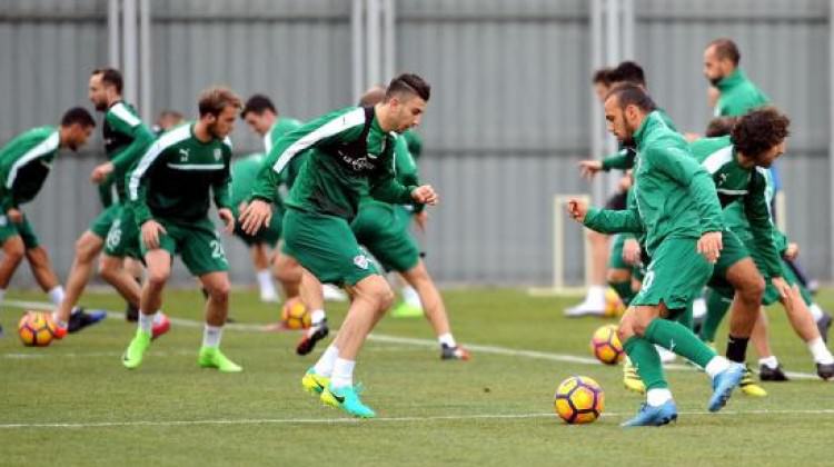 Bursaspor’da neşeli çalışma