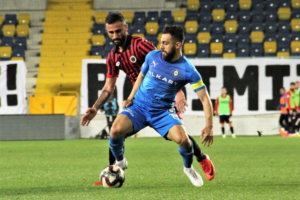 Bursaspor’da Selçuk Şahin bombası 