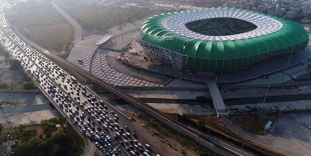 Bursaspor'da vahim gidişat! Karanlığa gömüldüler