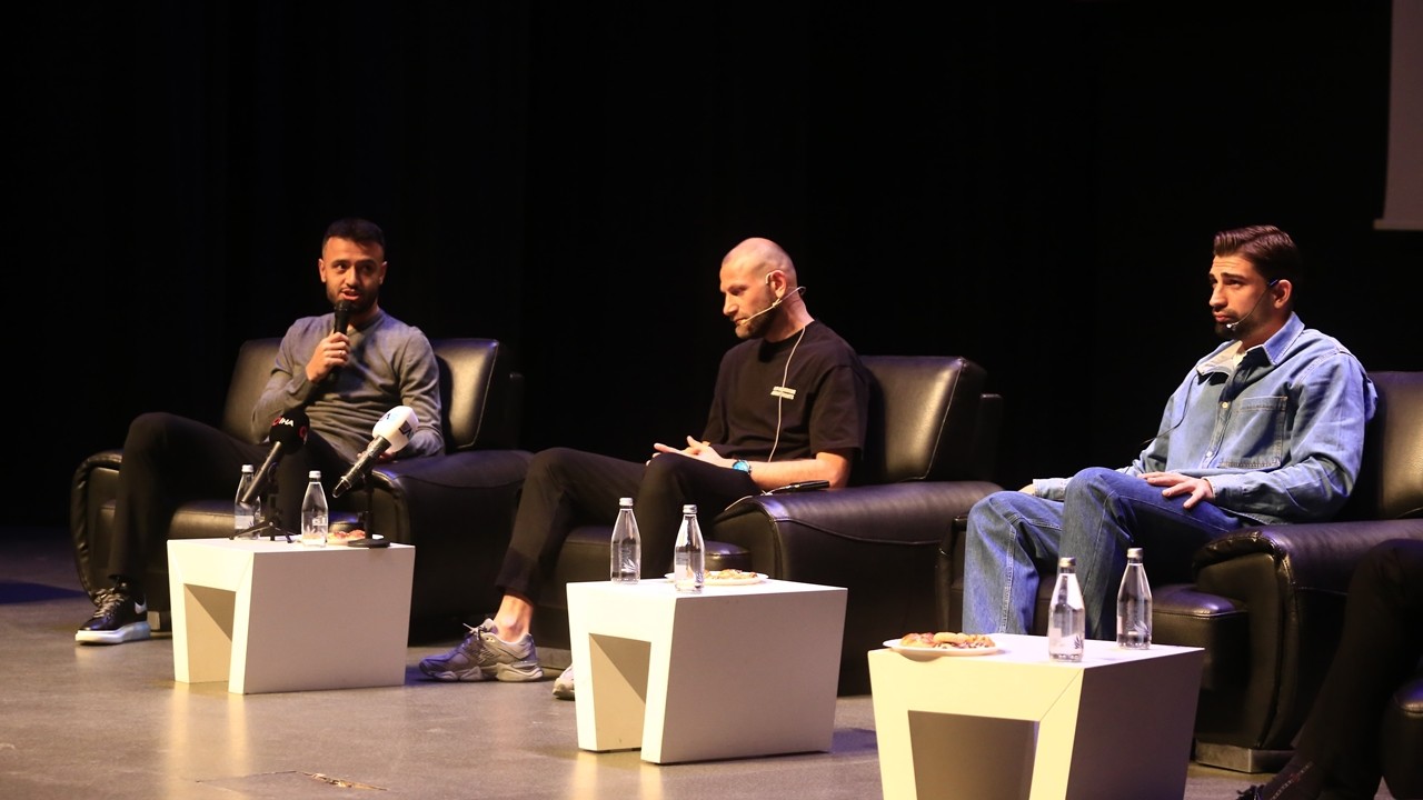 Bursasporlu futbolcular taraftarlarla buluştu