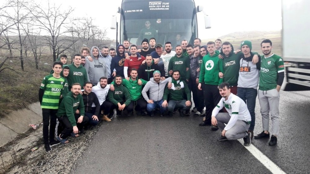 Bursasporlu taraftarların 30 saatlik yolculuğu başladı 