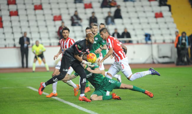 Bursaspor’un golcülerinden ses yok