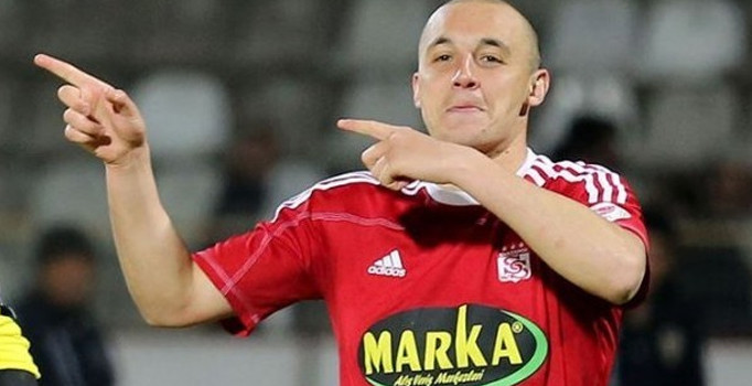 Bursaspor'un yeni kralı Chahechouhe olacak