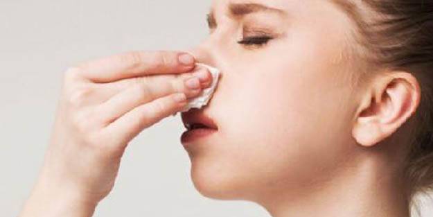 Burun kanamasına ne iyi gelir? Çocuklarda ve erişkinlerde burun kanaması nedenleri