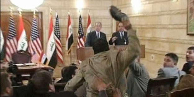 Bush'a ayakkabı fırlatan gazeteci milletvekili adayı oldu