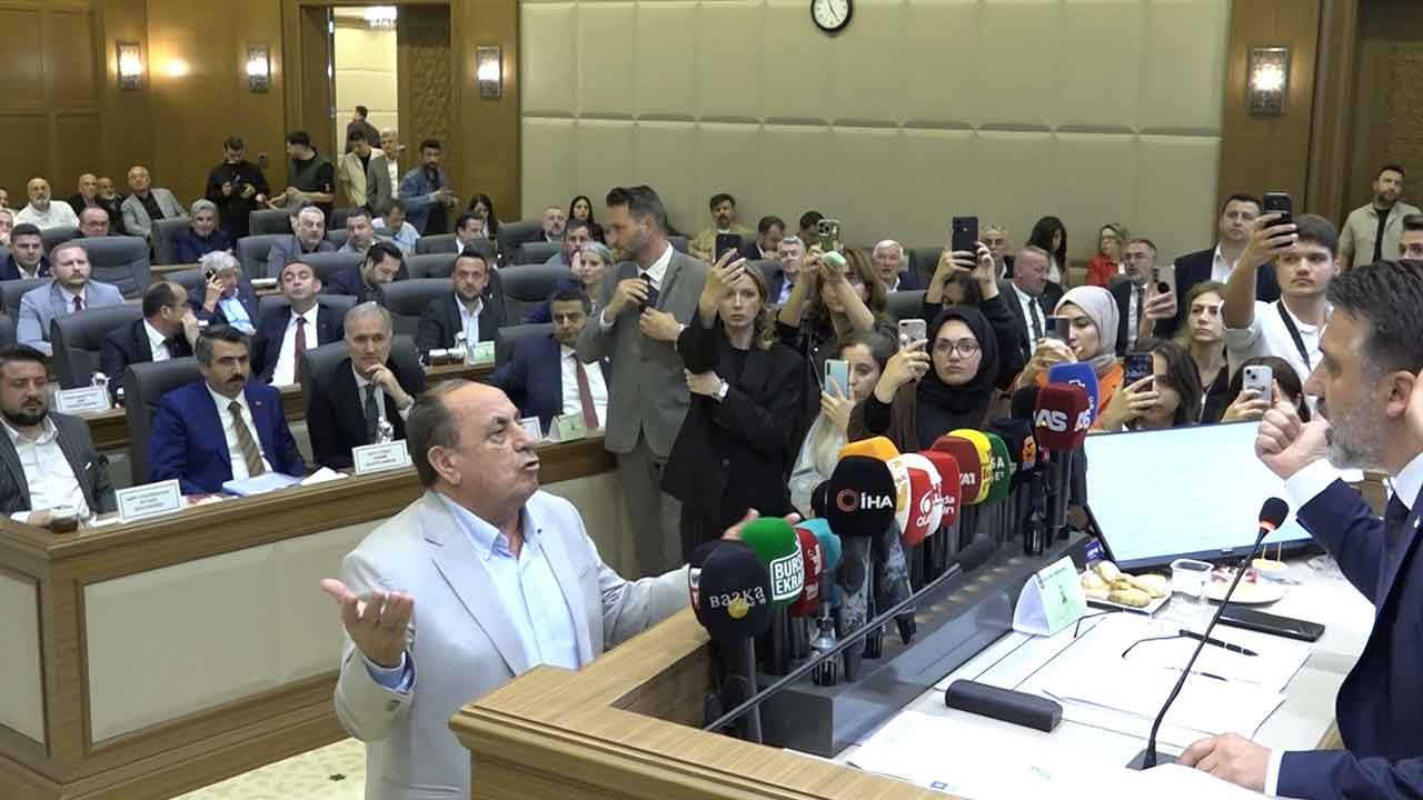 BUSKİ'de CHP'li üyelerden su indirimine engel! Bursalı vatandaşın isyanı salonu karıştı!