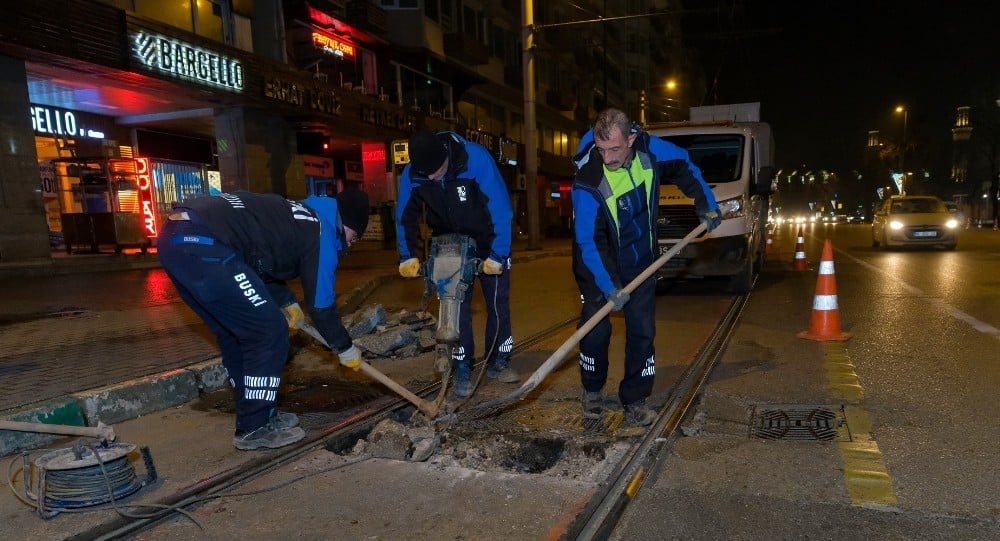 BUSKİ’den gece mesaisi 