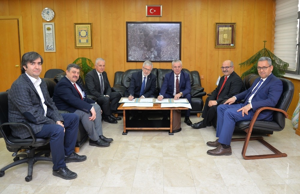 BUÜ’den Makedon üniversiteye bilimsel destek 