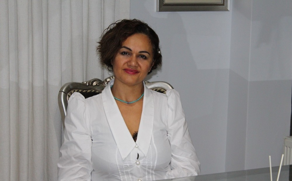 Büyük göğüs hayat kalitesini düşürüyor 