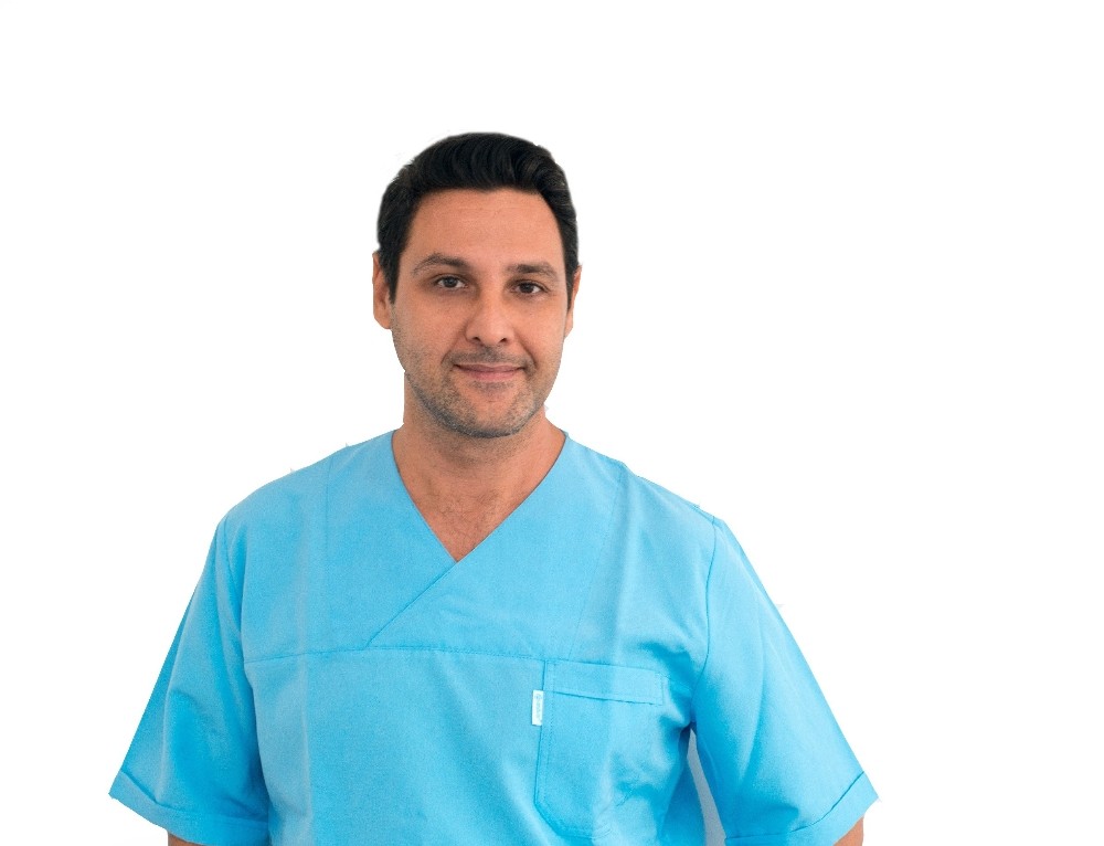 Büyük göğüsler kadınlarda birçok probleme sebep oluyor 