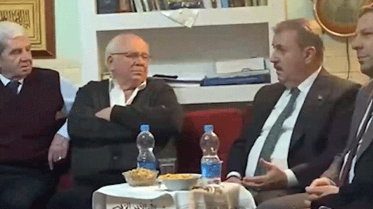 Büyük ilgi gördü! Mustafa Destici ilahi okudu